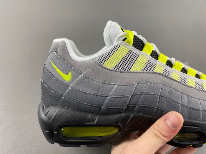 Nike Air Max 95 OG Neon