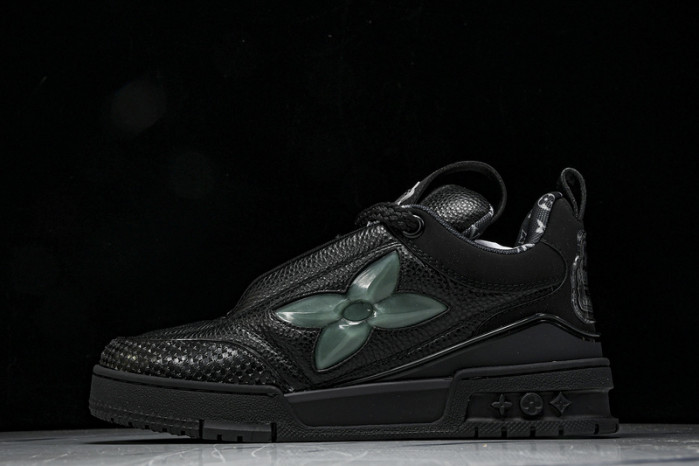 LOU1VTON SNEAKER