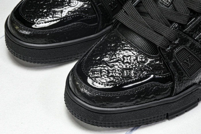 LOU1VTON SNEAKER