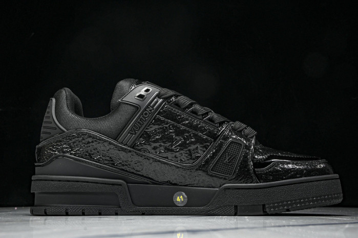 LOU1VTON SNEAKER