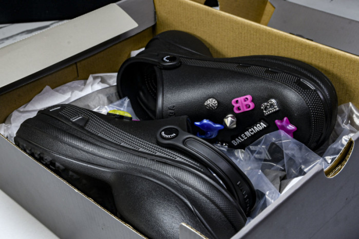 BLCG SANDALS