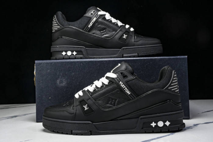LOU1VTON SNEAKER