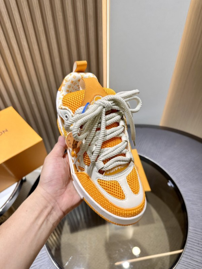 LOU1VTON SNEAKER