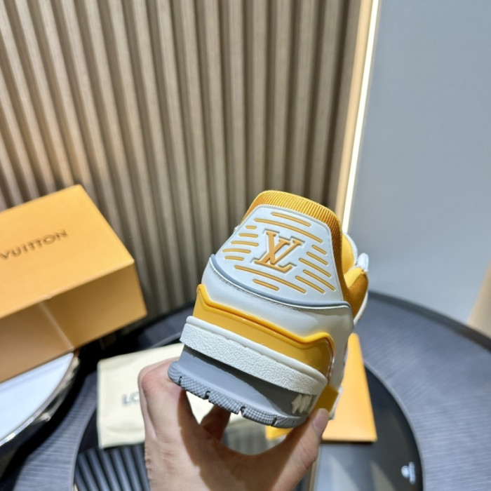 LOU1VTON SNEAKER