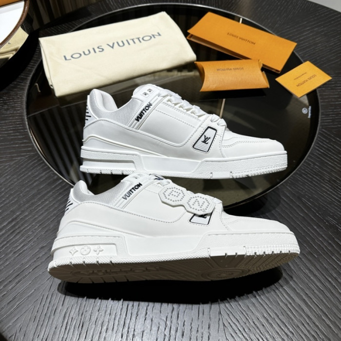 LOU1VTON SNEAKER