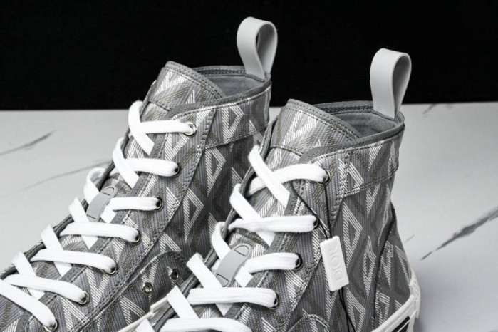 D1OR B23 SNEAKER