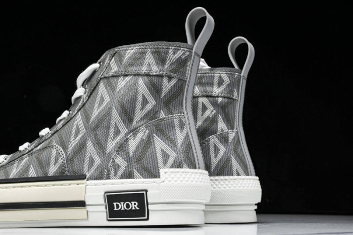 D1OR B23 SNEAKER
