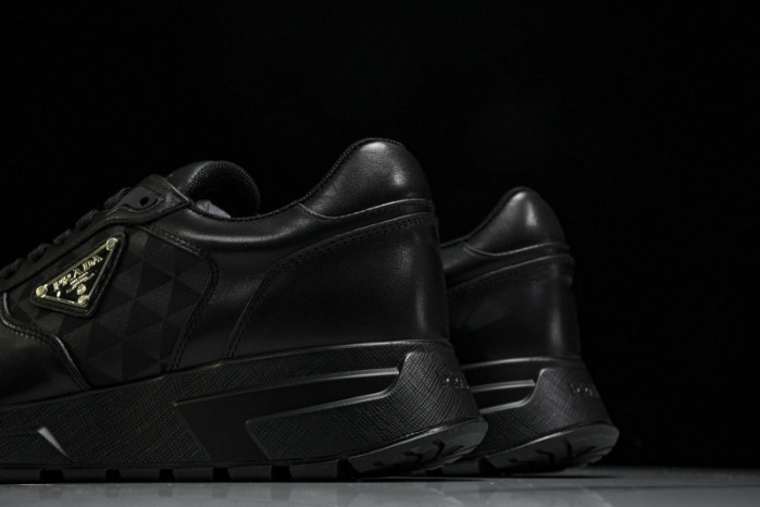Pra*da Prax01 Re-Nylon Sneaker