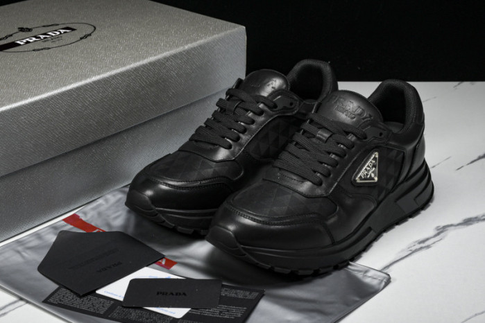 Pra*da Prax01 Re-Nylon Sneaker