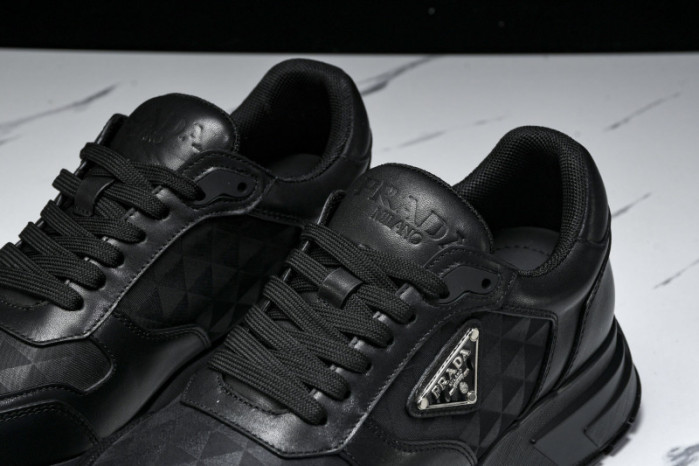 Pra*da Prax01 Re-Nylon Sneaker