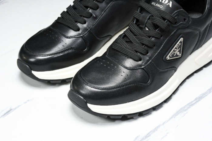 Pra*da Prax01 Re-Nylon Sneaker