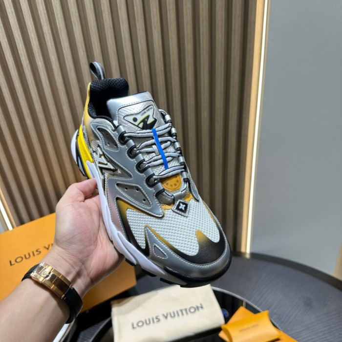 LOU1VTON SNEAKER
