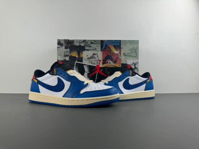 Air Jordan 1 Low UN HQ6998-146