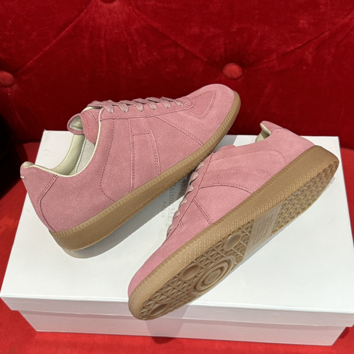 Ma*s*n m0rgiela trainer (gats)