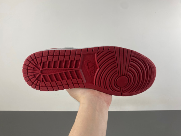 Air Jordan 1 Low OG “Chicago” HQ6998-600