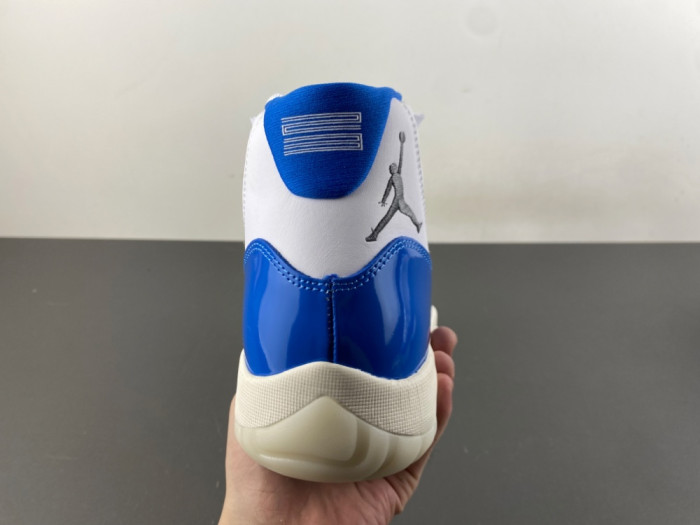 Air Jordan 11 IO8959-133