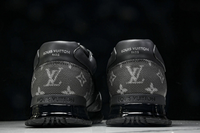 LOU1VTON SNEAKER