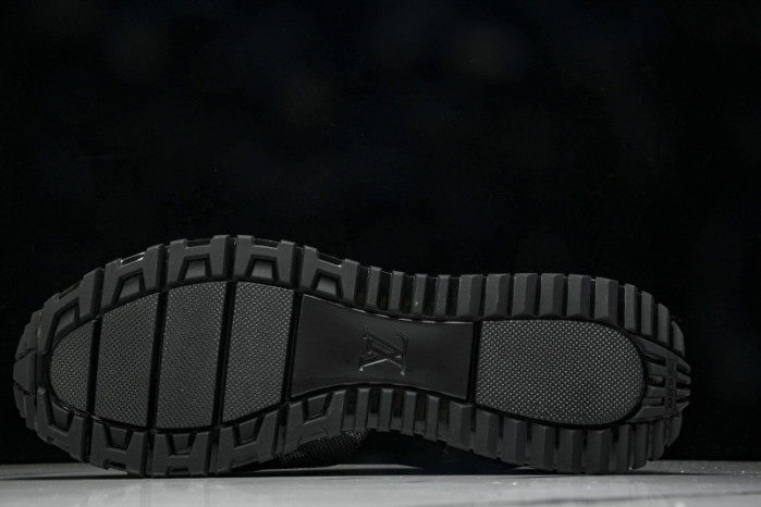 LOU1VTON SNEAKER