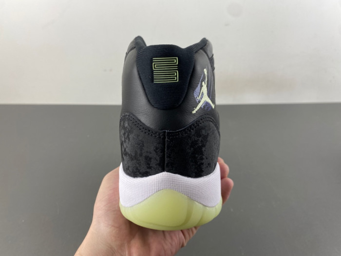 Air Jordan 11 Grand Finale AR0715-110