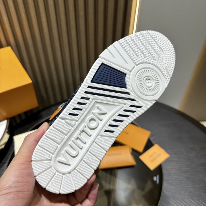 LOU1VTON SNEAKER