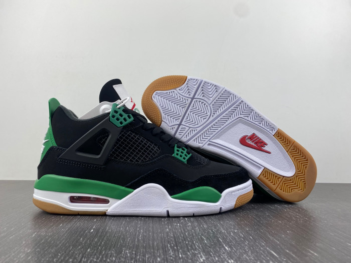 Nike SB x Air Jordan 4 customize