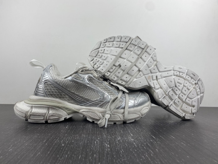 blc* 3xl sneaker