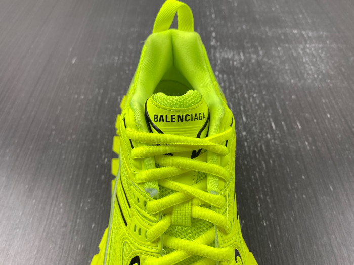 BLC* DEFENDER SNEAKER
