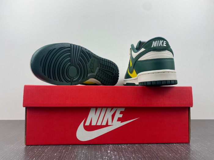 nike dunk low noble green fd0350-133 fd0350-133