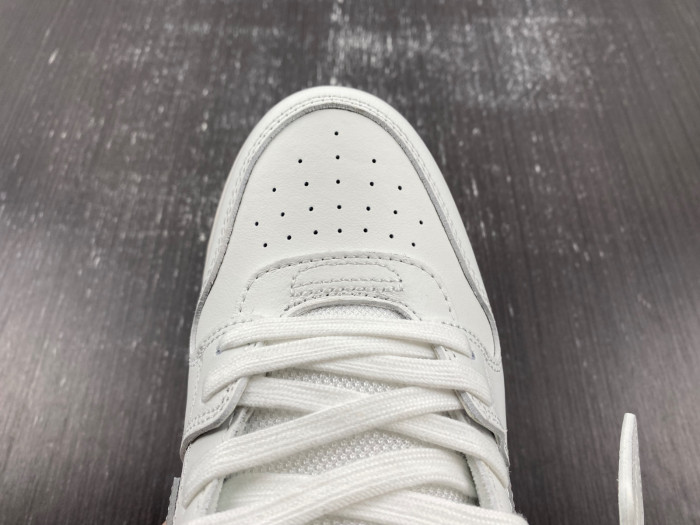OFF-WHITE Out Of Office