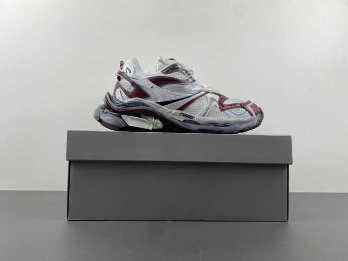 blcg runner sneaker