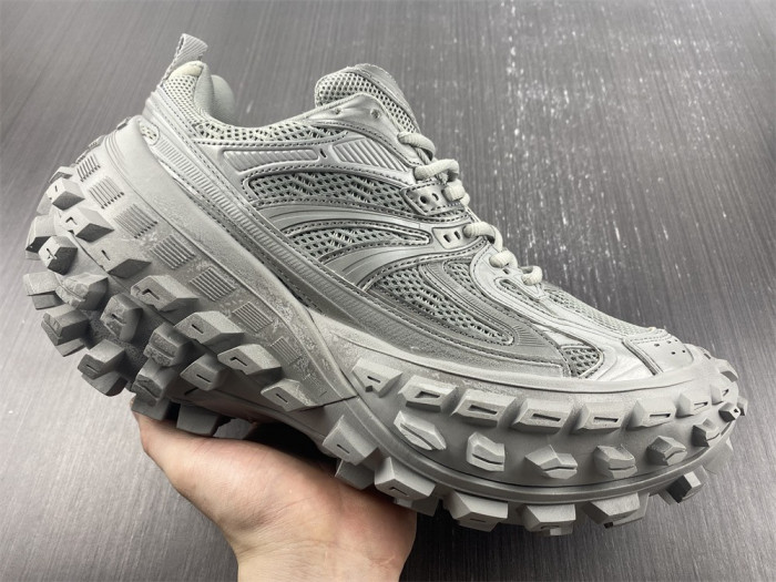 BLC* DEFENDER SNEAKER