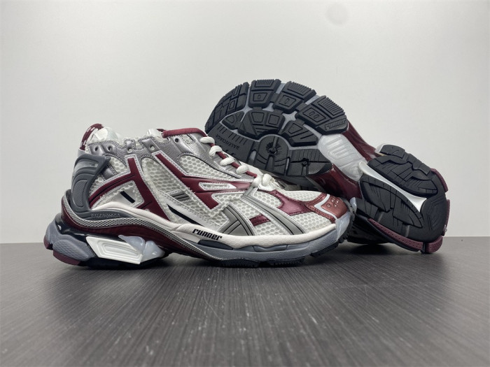 BLCG RUNNER SNEAKER