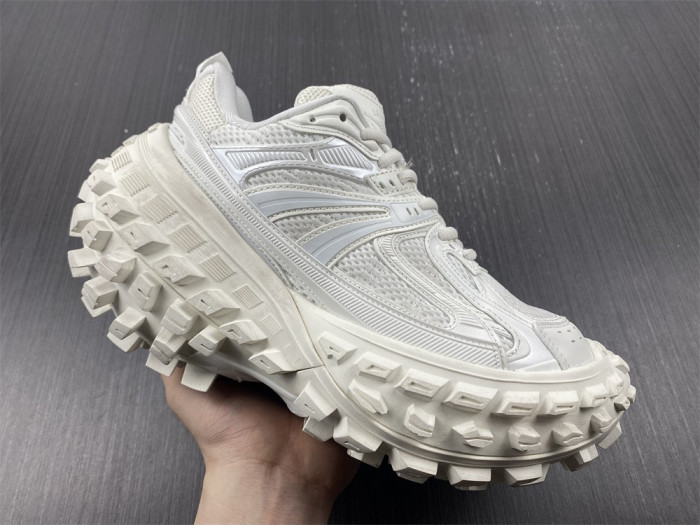 BLC* DEFENDER SNEAKER