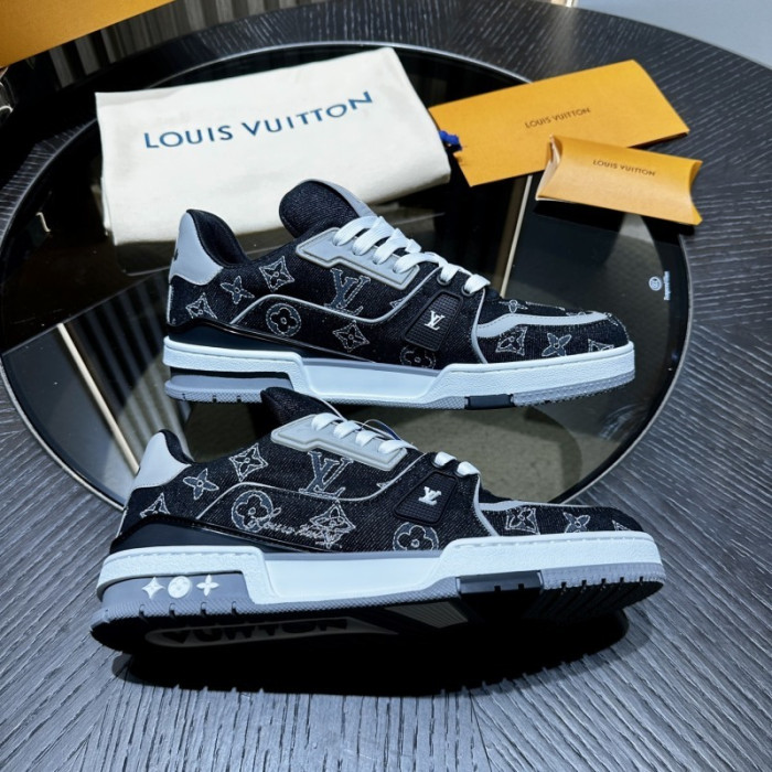 LOU1VTON SNEAKER