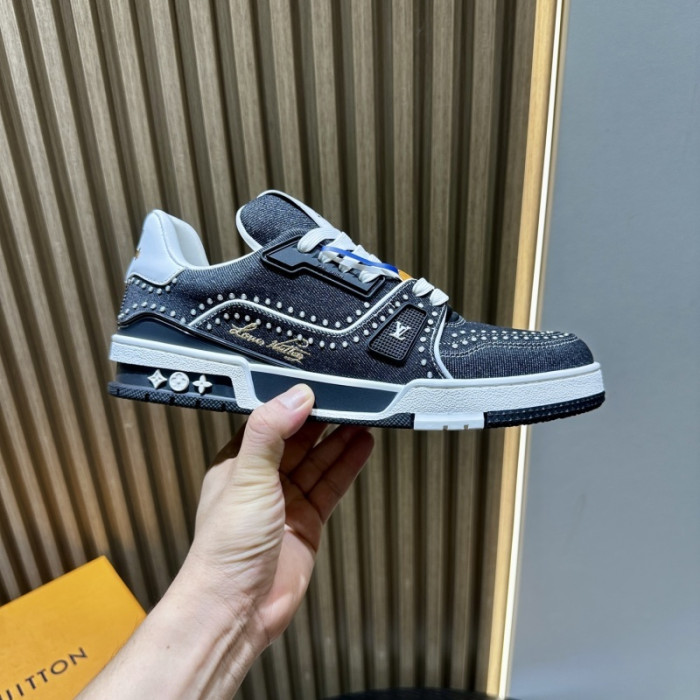 LOU1VTON SNEAKER