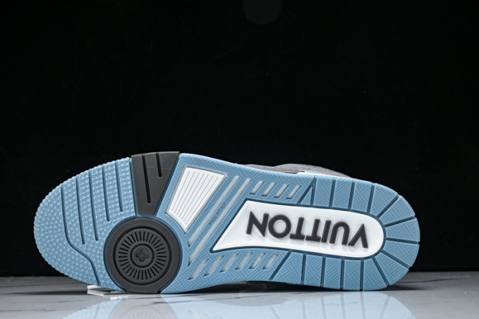 LOU1VTON SNEAKER