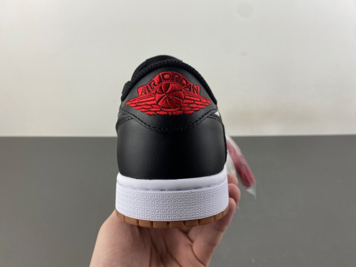 Travis Scott x Air Jordan 1 Low OG DZ4137-700
