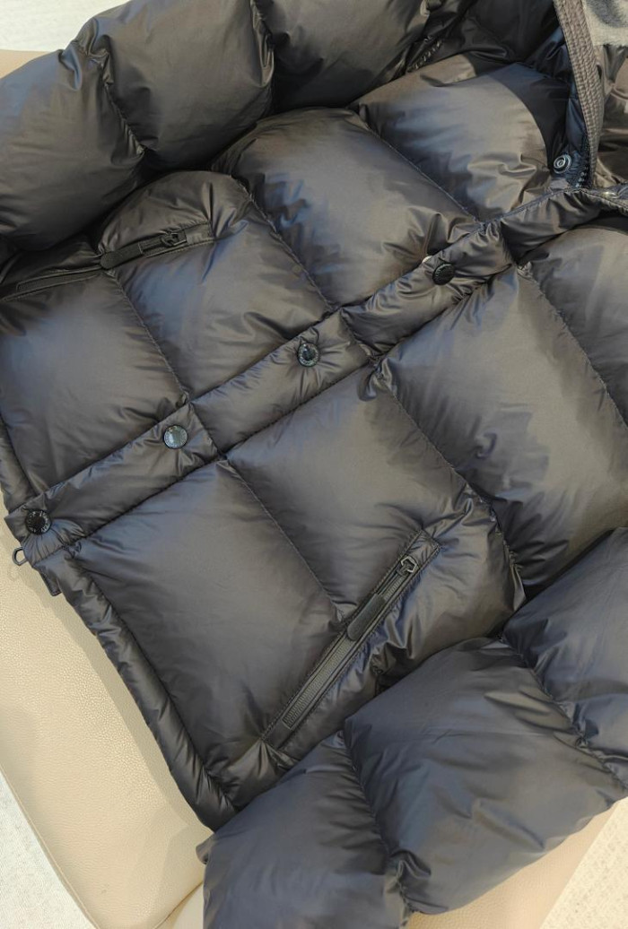 Bur*berry Puffer Jacket