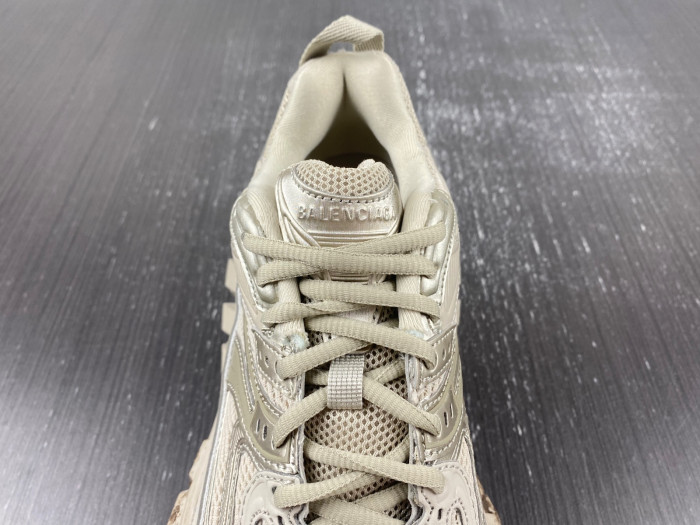 BLC* DEFENDER SNEAKER