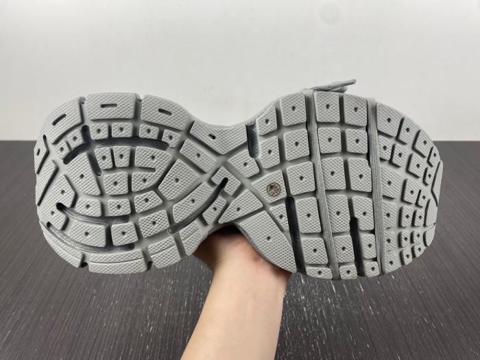 blc* 3xl sneaker