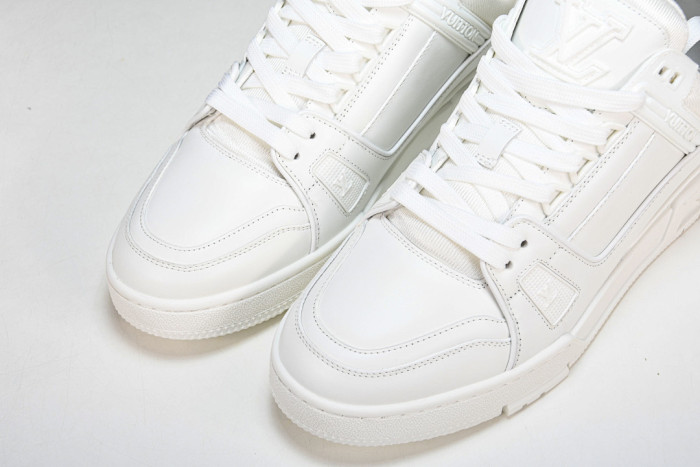 LOU1VTON SNEAKER