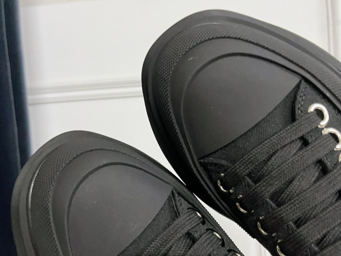 mcqueen tread slick