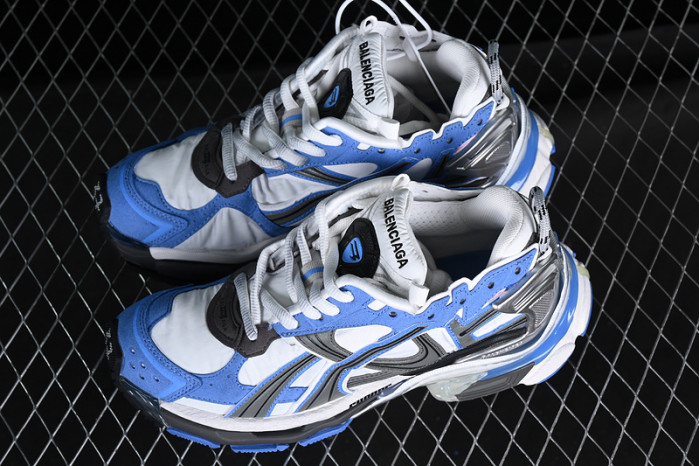 blcg runner sneaker
