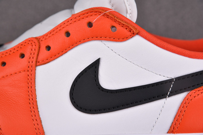 Air Jordan 1 Retro Low OG 