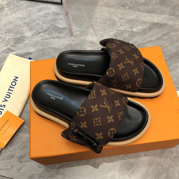 LOU1_TON POOL PILLOW COMFORT MULE (EU35-EU46)