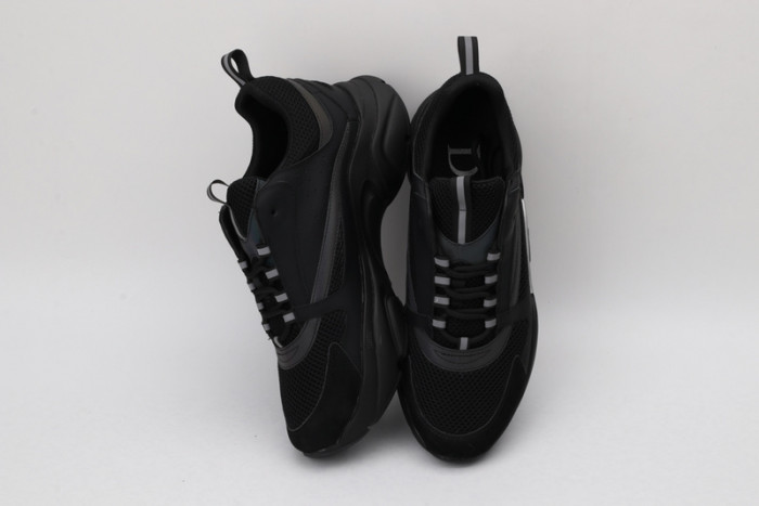 d1or b22 sneaker
