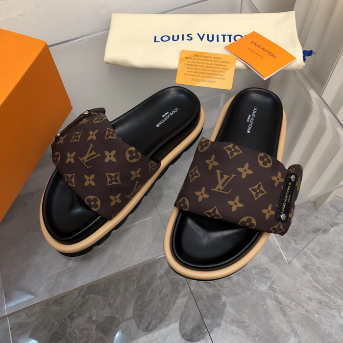 LOU1_TON POOL PILLOW COMFORT MULE (EU35-EU46)