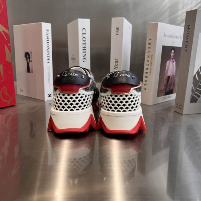 CHRISTIAN LOUBOUT1N Loubishark man (CUSTOMIZE)