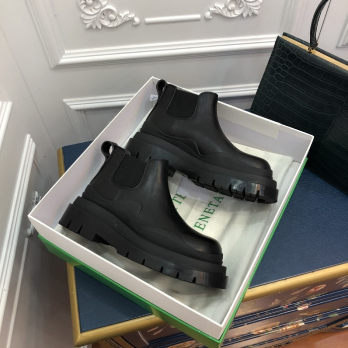 Botteg*Venta Tire Leather Ankle boots