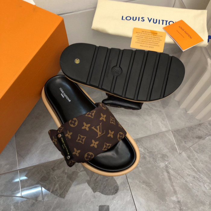 LOU1_TON POOL PILLOW COMFORT MULE (EU35-EU46)